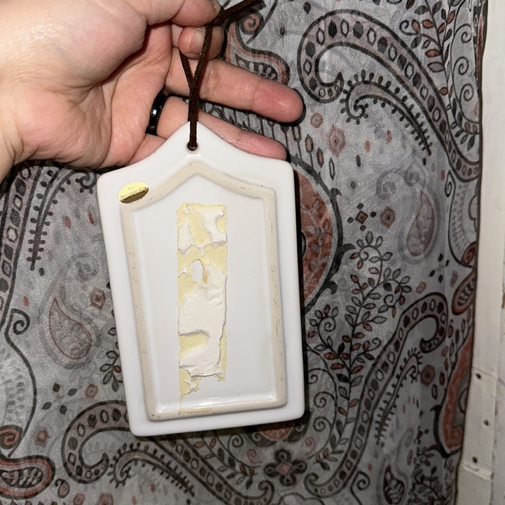 Decoration - Picture 2 of 2